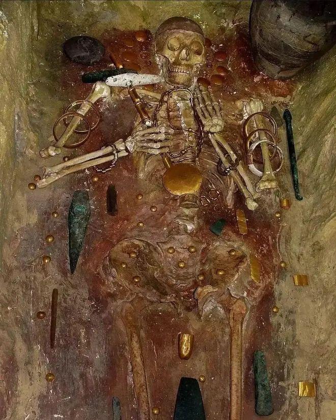 23個震撼的考古發現：從恐龍足跡到沉沒的古城，現實比小說更離奇！-無料攝影圈